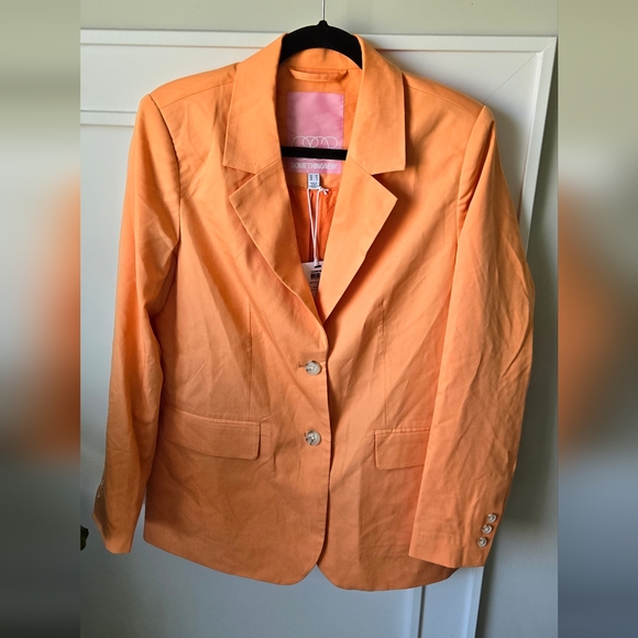 SOMETHING NEW Hilary Two-Button Blazer in Apricot Sherbet - Picture 5 of 5